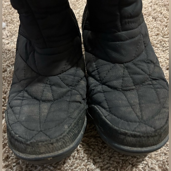 Columbia size 1 youth boots - Picture 5 of 5
